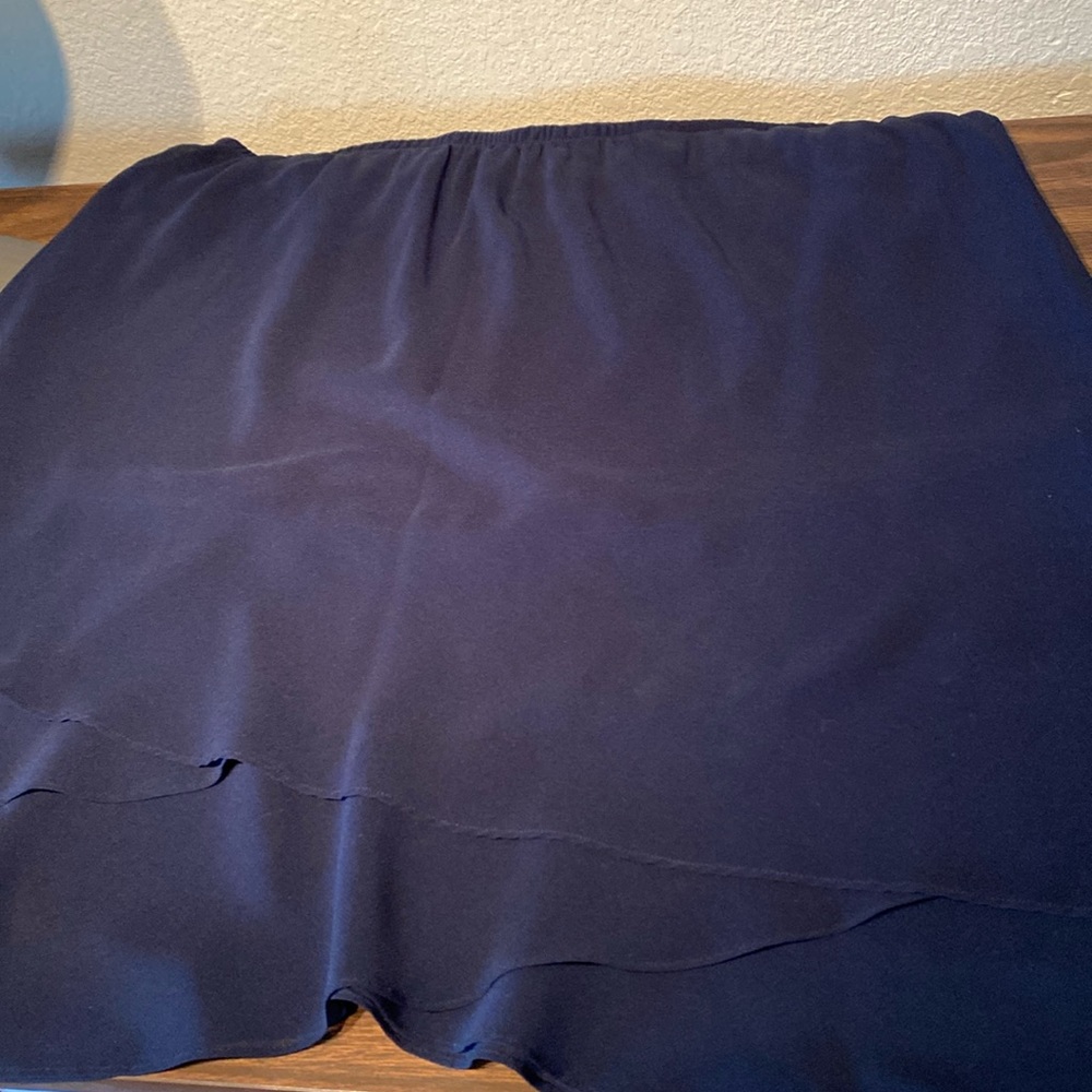 🛑LAST CHANCE🛑Lined Navy Skirt